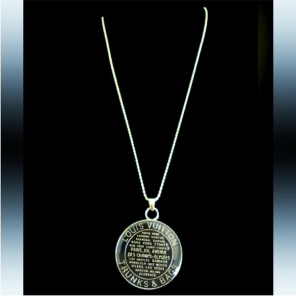 Authentic Louis Vuitton Black Trunk & Bags Necklace - Picture 3 of 3